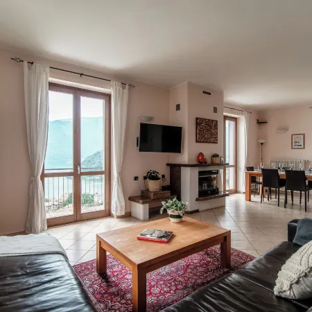 Villa Degli Angeli - by Myhomeincomo