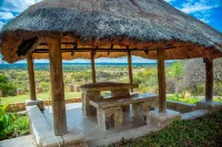 Thakgalo Honeymoon Suite - 2211 Hotels in Matopos