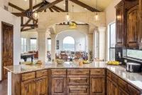 Hudson by AvantStay Magnificent Home w Beautiful Views Multiple Living Areas Pool Games
