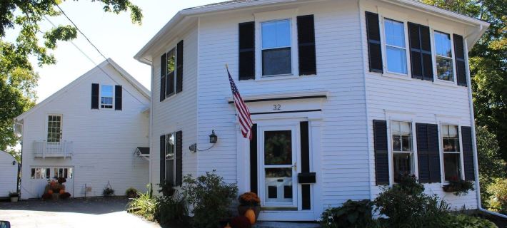 Pressey House Lakeside Bed & Breakfast Hotels in Kennebec County