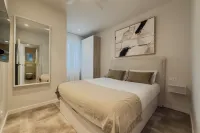BOUTIQUE HOME