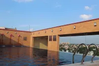 Fortune Park Pushpanjali, Durgapur - Member ITC Hotels' Group - Swimmingpools