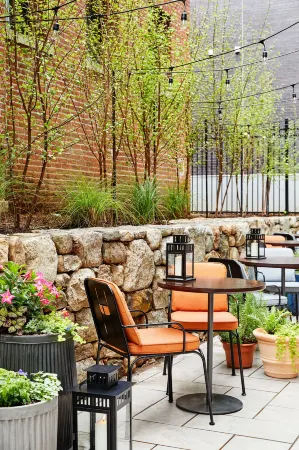 The Blake Hotel Отели рядом с достопримечательностью «Арт-галерея Йельского университета»