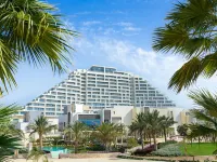 City of Dreams Mediterranean - Integrated Resort, Casino & Entertainment Hôtels à proximité de : Limassol Marina