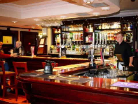 Waterhouse Inn Hotels in Balloch