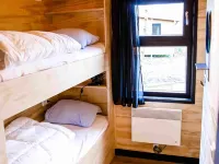 Waterlodge Blaupoatsje Hotels in Grouw