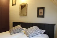 PROMO - Cottage de La Boussole, on the banks of the Loire, listed Hotels in Veuves