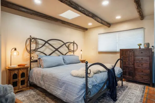 Steps to the Historic Santa Fe Plaza