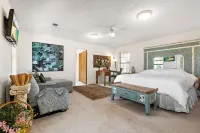 Luxury Private Ranch Duplex Peaceful, Beautiful, Safe, Clean - Paradise Found!!