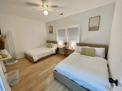 Cozy 2/1 Duplex 10 min from ATL Airport- Unit A Hotels in Riverdale