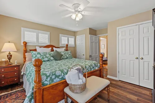 Entire home located in  Midway, ky. Hotel a Midway