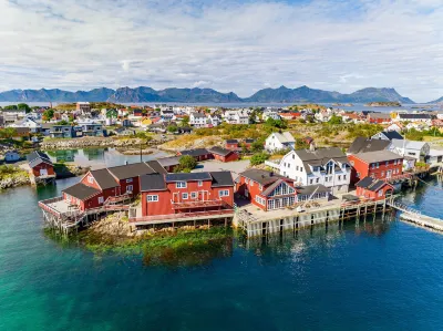 Henningsvær Rorbuer Hotel di 