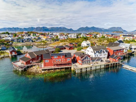 Henningsvær Rorbuer