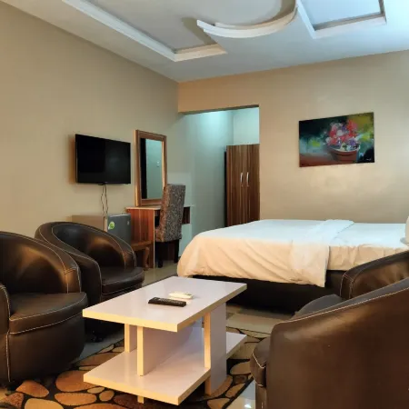 Steffan Hotel & Suites