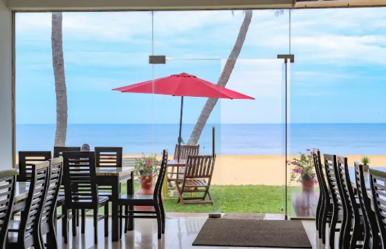 新的Tristar海灘酒店