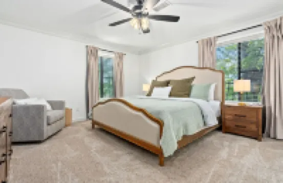 Stylish & Centrally-Located 2 bed/2 bath Condo in Auburn, AL