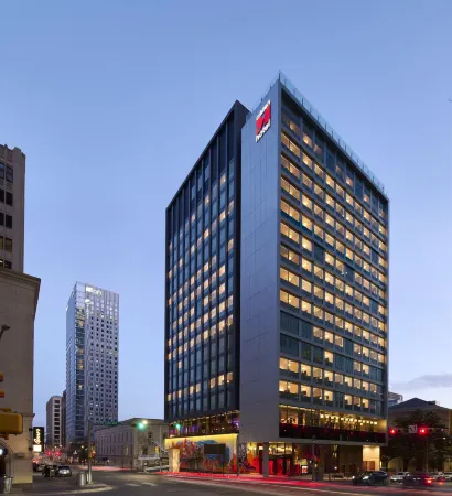 Citizenm Austin Downtown Отели рядом с достопримечательностью «Университет Техас в Остин»