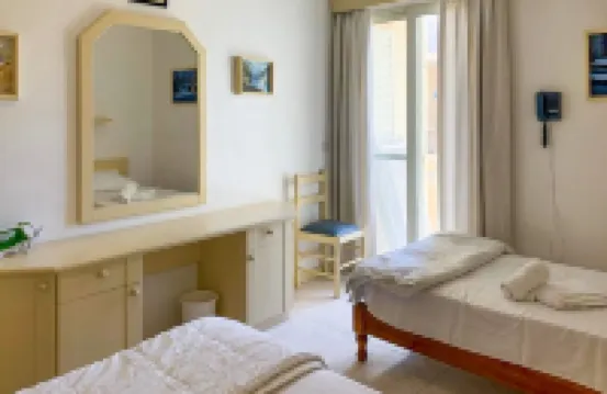 Seafront Apartment in Gozo, Marsalforn - Happy Rentals