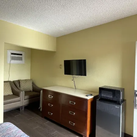 Rancho Motel - Ontario Airport