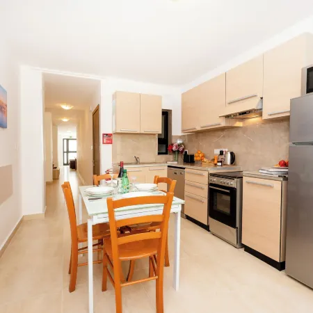 Sea Bliss Maisonette Close to Sea