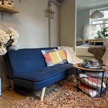 Pristine 1Br Apt in City Center- Free Parking & Coffee Machine