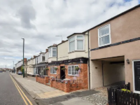 Host & Stay - Cobblestones Hotels in Redcar