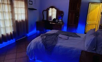 Full Moon Guest House