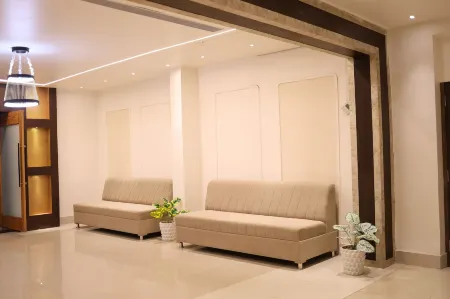 Four Seasons Resort Отели в г. Серайкела Харсаван