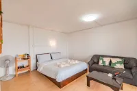 Long hug khao homestay