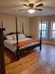 Pine Wood Lodge 5bedroom/3bath Sleeps 16+