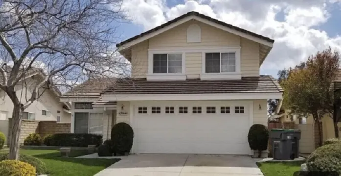 Quiet Family Friendly Home Close to Magic Mountain