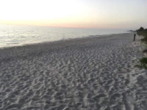 Original bungalow 4 blocks to Manasota Beachterazzo floors screen house + lanai