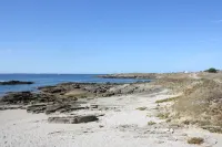 Charming neo-Breton house 2 steps from the sea Parking Wifi fenced garden