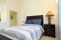 Iyanola Villa/ Tee Joys - 3-bedroom villa in beautiful Gros Islet with AC, WiFi