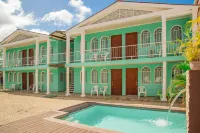Cococabana3 newly renovated 1BR/1BA apar in downtown Coco, 5 min walk to beach.