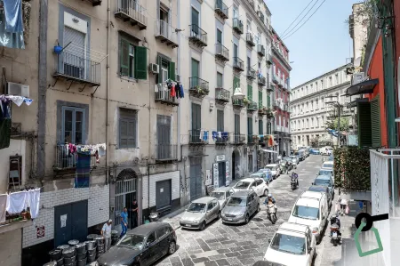 Hotiday Room Collection - Napoli Museo Suite