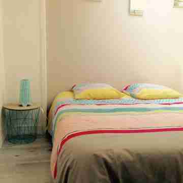 ANGLET, love bedroom, apartment T3, facing GOLF LE PHARE Rooms