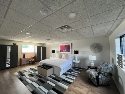 “The Apartment” on 3rd Street