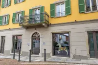 Arona Palace Hotels in Angera