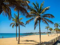 Casa Juana 50 meters from Playa del Reducto and Wifi Hotels in Arrecife