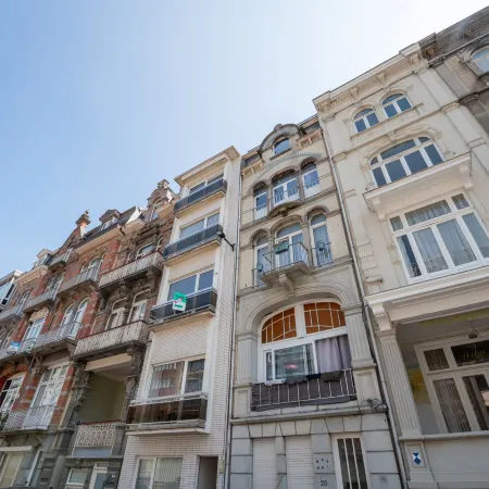 Centrally located "Maris"