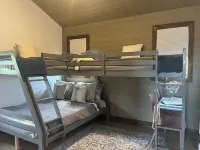 Riverside Abode, sleeps 10 with beach and dock access