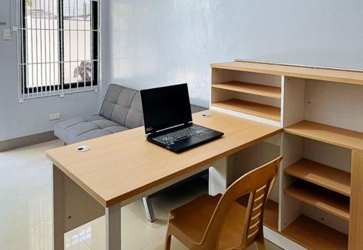 RedDoorz @ Aurea Apartelle