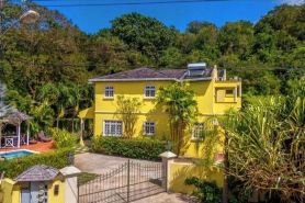 Woodlands Luxury Villas