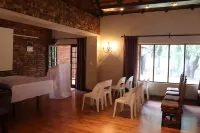 Khaya Africa Guesthouse - Breakfast