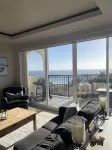 Stay. Play. Wine. Dine. In luxury oceanview paradise!