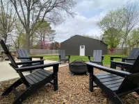 Best of Bentonville! Bike to Coler/Dwtn Square - Early Check-in! Hotels near Frank Lloyd Wright’s Bachman-Wilson House