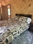 Tree House + Wi-Fi +kitchen +bathroom +2 bedrooms