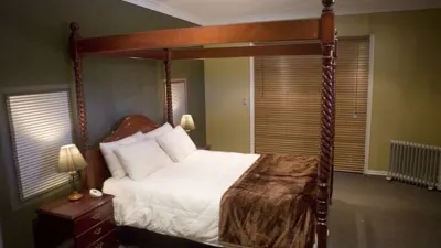 Stanthorpe Country Resort, 6 bedrooms for 12 guests