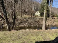 Beautiful Victorian built in 1912 “The Brookside Manor” in Berkeley Springs WV Hotels in Berkeley Springs